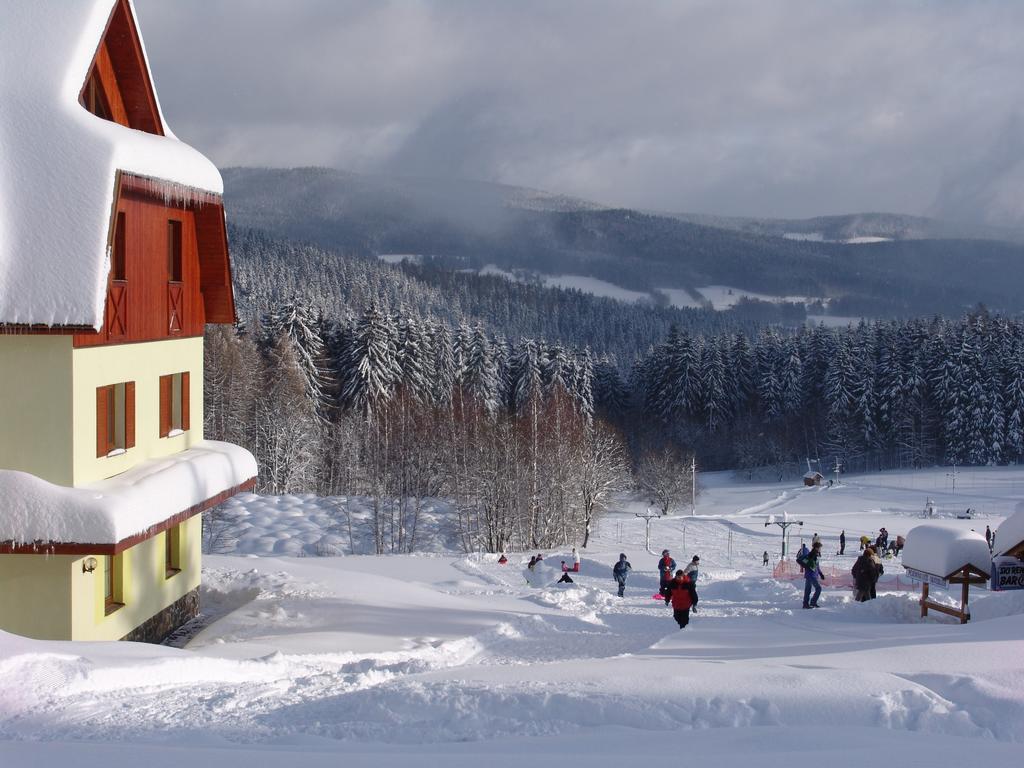 Penzion Martin Janske Lazne Exterior photo